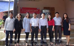HTX nuôi ong Ân Phú (Hà Tĩnh) phát triển theo chuỗi giúp thành viên ổn định cuộc sống HTX nuôi ong Ân Phú (Hà Tĩnh) phát triển theo chuỗi giúp thành viên ổn định cuộc sống