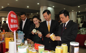 Phó Chủ tịch Nguyễn Văn Thịnh dự Hội nghị kết nối tiêu thụ sản phẩm gắn với chuỗi giá trị Hà Nam