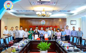 Hội nghị liên kết tiêu thụ sản phẩm bò lai tạo H’mông và Wagyu Hội nghị liên kết tiêu thụ sản phẩm bò lai tạo H’mông và Wagyu