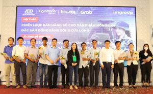 Grab Việt Nam hỗ trợ tập huấn chuyển đổi số cho 100 hợp tác xã nông nghiệp ĐBSCL Grab Việt Nam hỗ trợ tập huấn chuyển đổi số cho 100 hợp tác xã nông nghiệp ĐBSCL