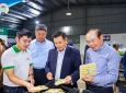 Chủ tịch Quốc hội nước Cộng hòa dân chủ nhân dân Lào đến thăm và làm việc tại HTX sản xuất và tiêu thụ rau an toàn xã Bắc Hồng (Hà Nội)