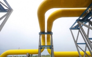 Nga giảm nửa triệu thùng dầu mỗi ngày, giá dầu vọt lên