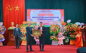 Đoàn Thanh niên tưng bừng tổ chức các hoạt động chào mừng kỷ niệm Ngày Nhà giáo Việt Nam