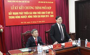 Liên minh HTX Việt Nam và Trung ương Hội Nông dân ký kết hợp tác trong nông nghiệp, nông thôn Liên minh HTX Việt Nam và Trung ương Hội Nông dân ký kết hợp tác trong nông nghiệp, nông thôn
