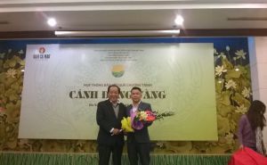 Vinh danh 100 cánh đồng vàng Việt Nam Vinh danh 100 cánh đồng vàng Việt Nam