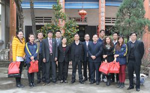 Liên minh HTX Việt Nam thăm và chúc tết HTX Khảm trai Ngọ Hạ Liên minh HTX Việt Nam thăm và chúc tết HTX Khảm trai Ngọ Hạ