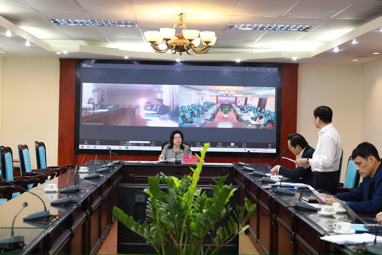 z7354584889996_6289a2acb868bf942c4df0817aef0690