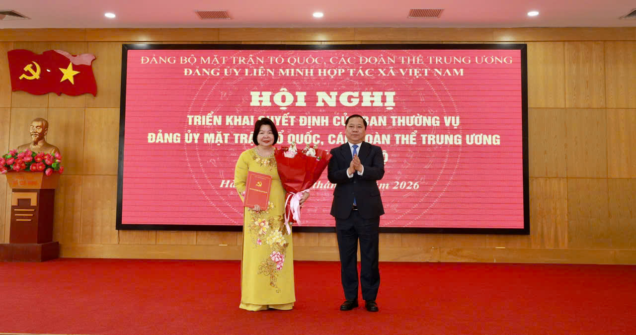 z7437231598460_577eab81288c685cf07b1a6fbc82aa2b