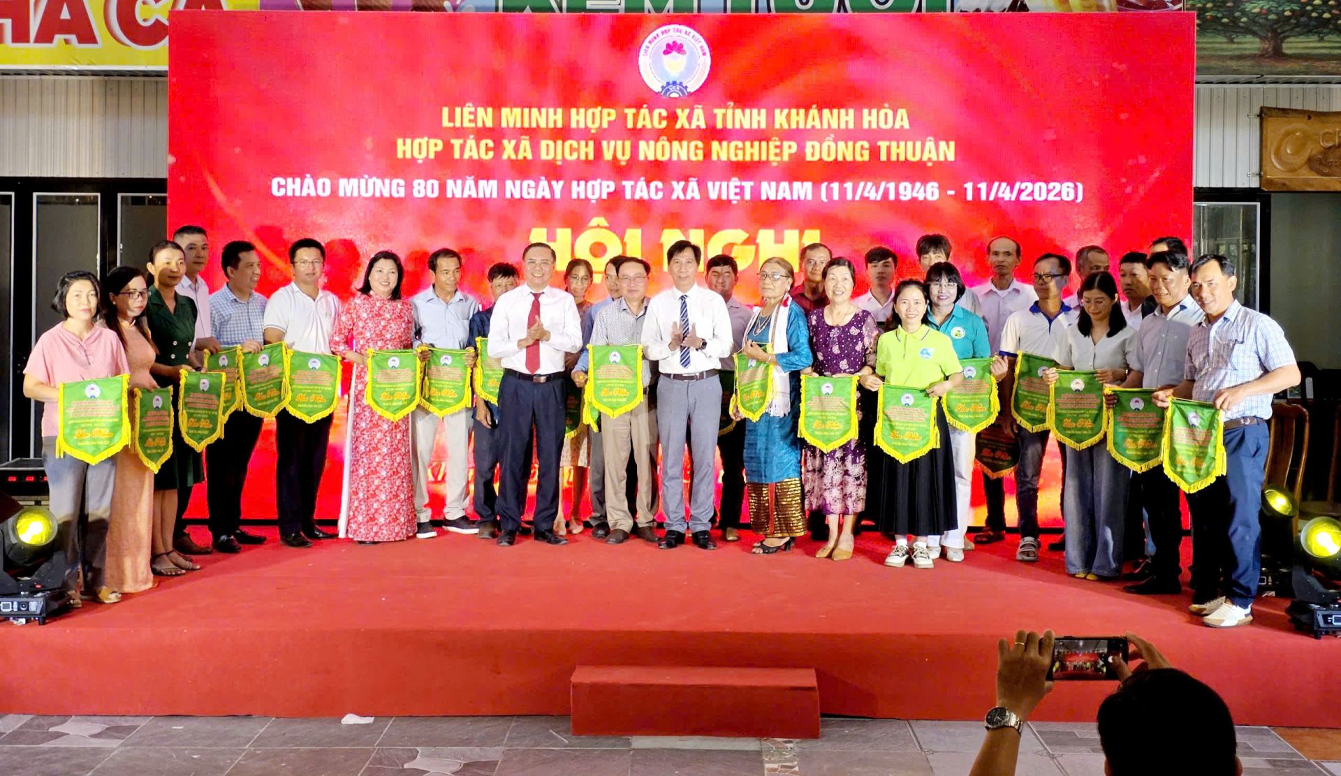 Tăng cường kết nối cung - cầu, thúc đẩy tiêu thụ sản phẩm OCOP