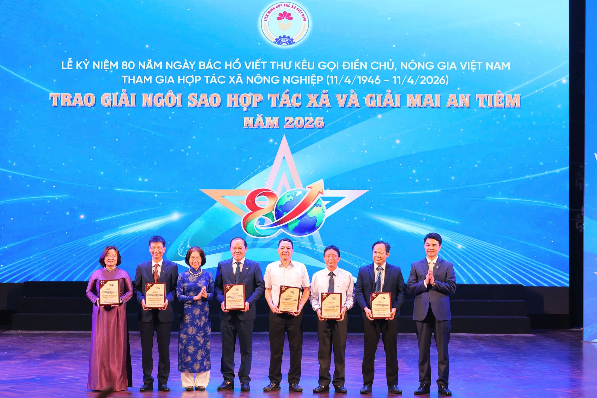 z7720565981379_ae06d81bc513eead8c362edbc1e33360