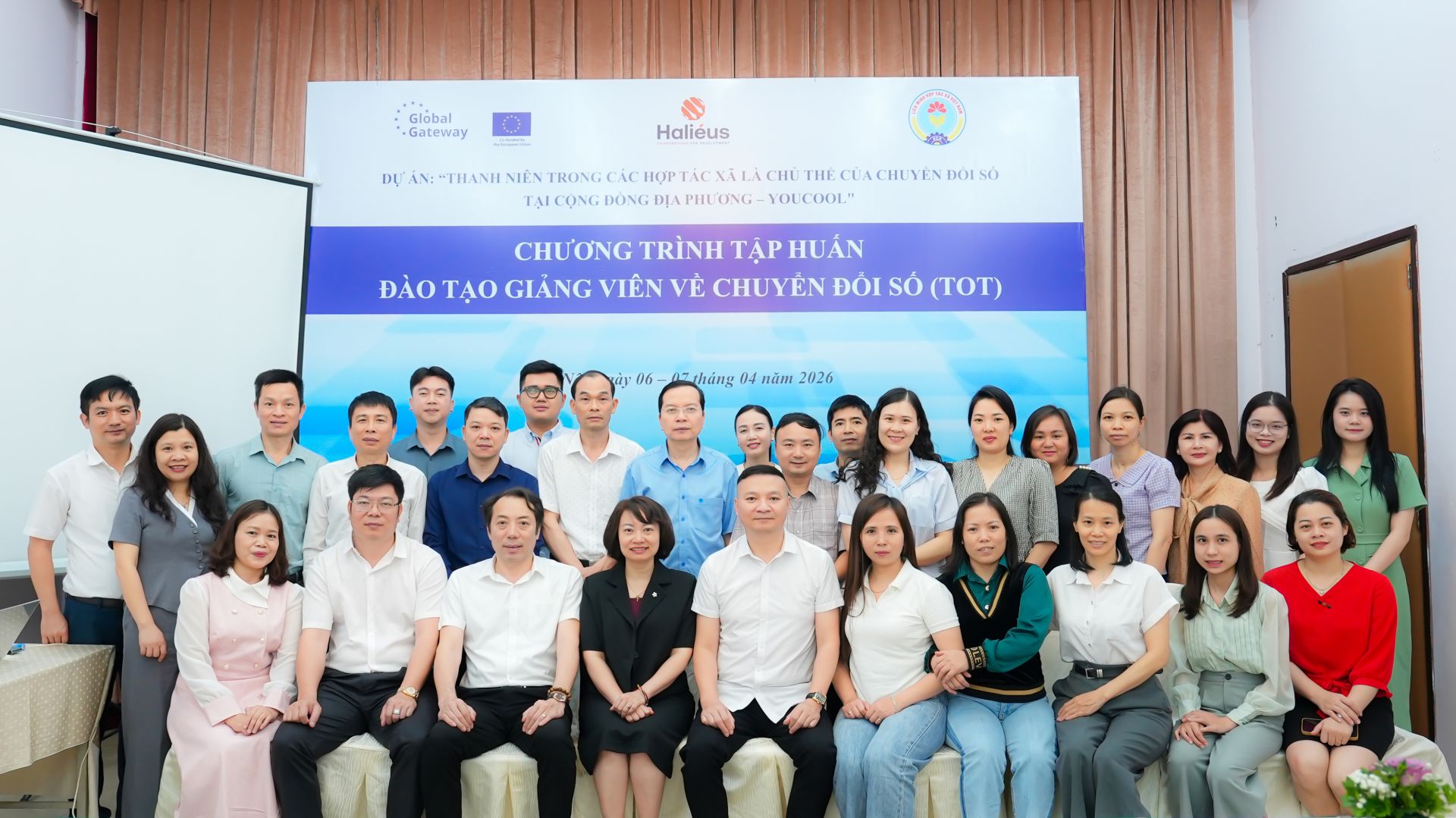 z7726800884980_87c9c93e0f4d40d3125b0cceb291ded1